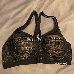 Knock out Victoria secret sports bra 36c